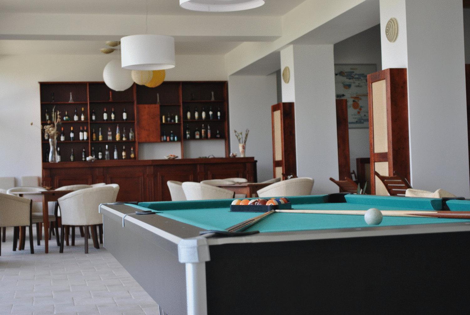 Club Insieme Grand Resort Potlogi Екстериор снимка