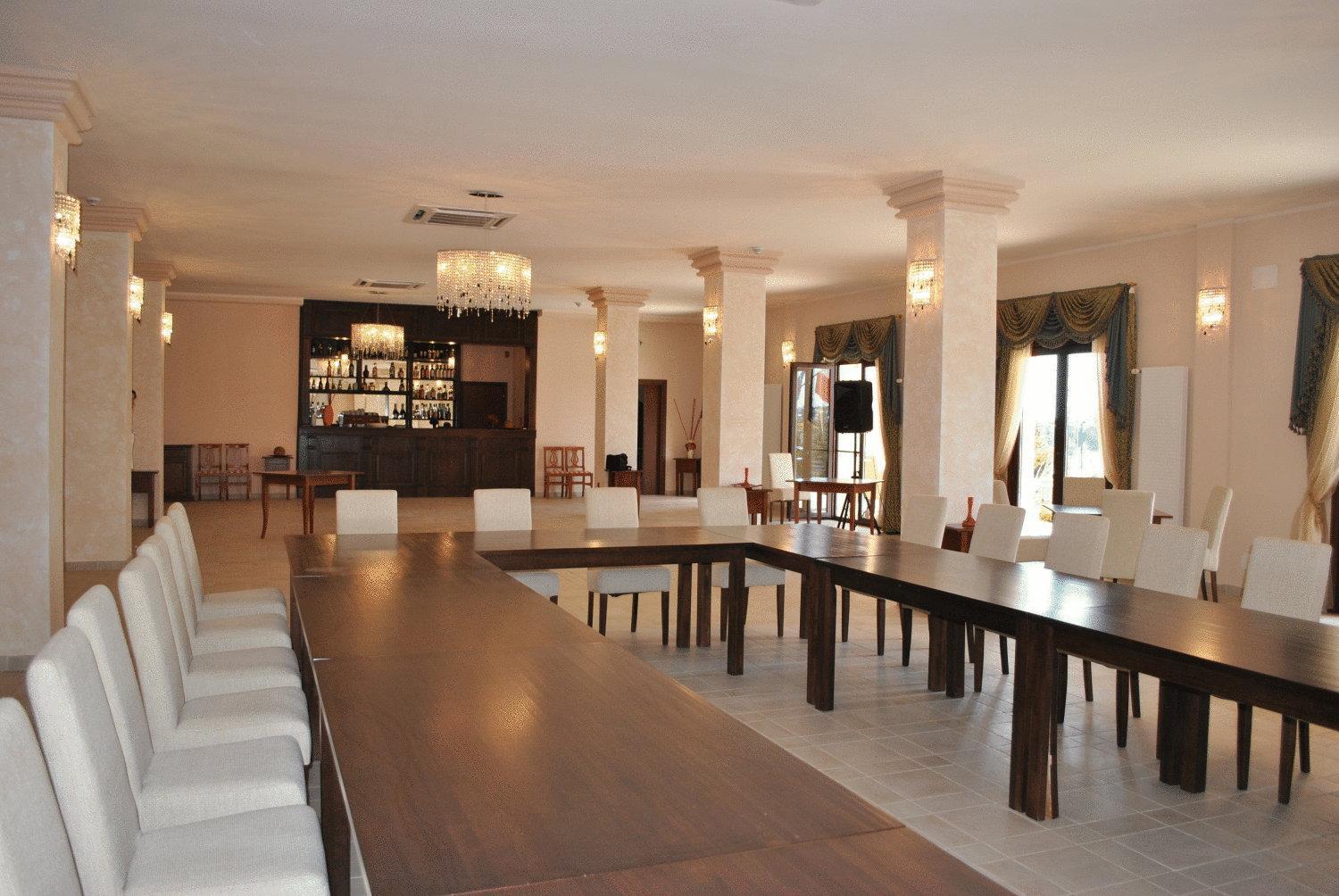 Club Insieme Grand Resort Potlogi Екстериор снимка